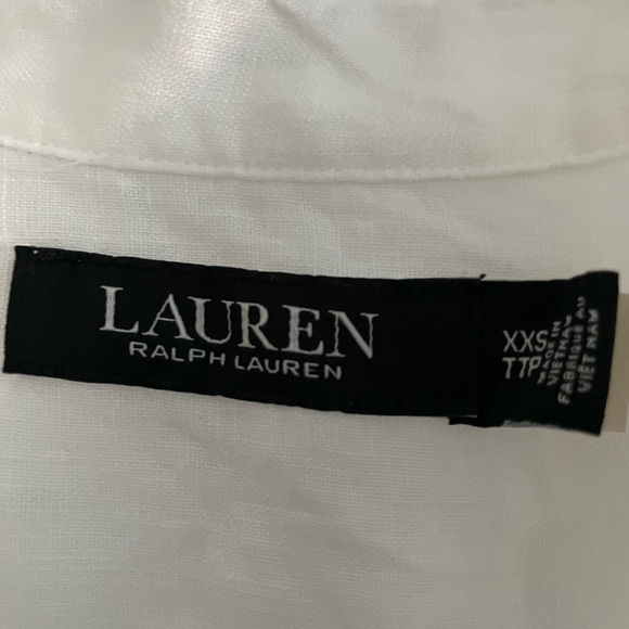 Ralph Lauren linen white top with tie detail. Size XXS. Like new condition - Picture 2 of 2